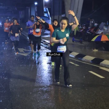 Runner Photo 7913840