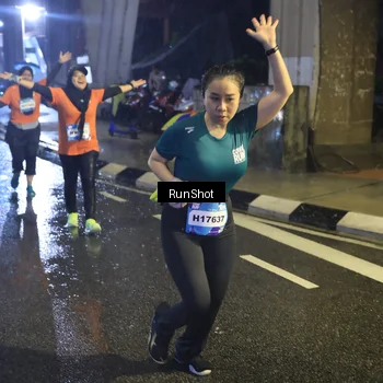 Runner Photo 7913841