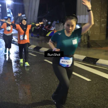 Runner Photo 7913844
