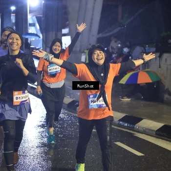 Runner Photo 7913860