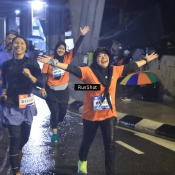 Runner Photo 7913862