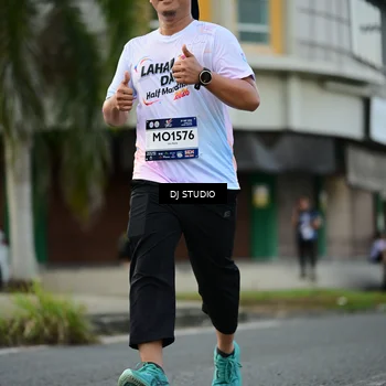 Runner Photo 7913865