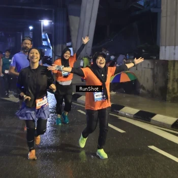 Runner Photo 7913867
