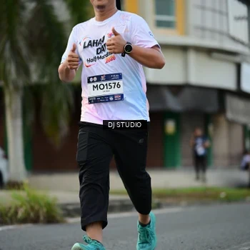 Runner Photo 7913877