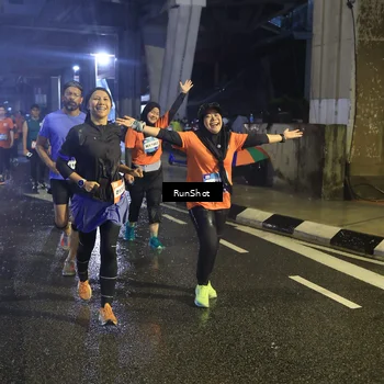 Runner Photo 7913878