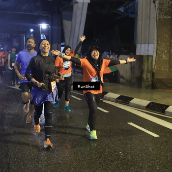 Runner Photo 7913882