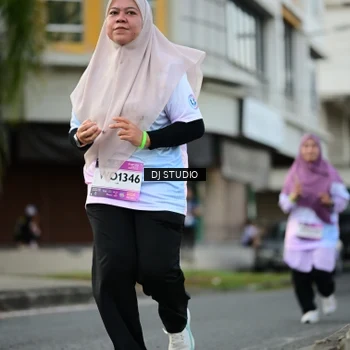 Runner Photo 7913886