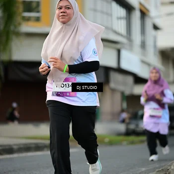 Runner Photo 7913896