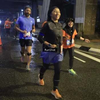 Runner Photo 7913903
