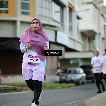 Runner Photo 7913909
