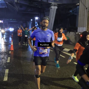 Runner Photo 7913910
