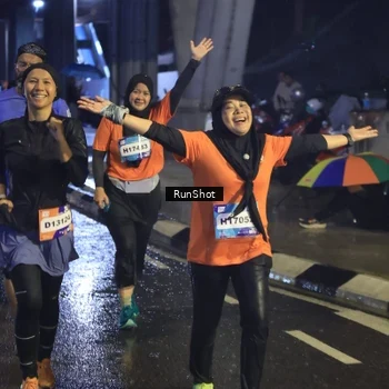 Runner Photo 7913911