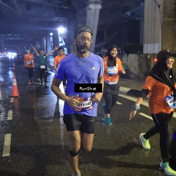Runner Photo 7913913