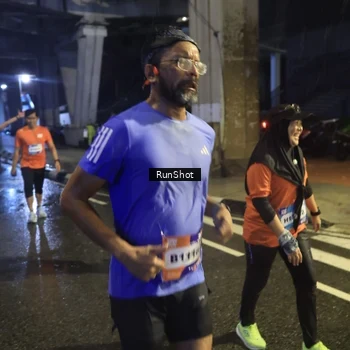 Runner Photo 7913930