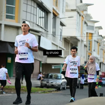 Runner Photo 7913936