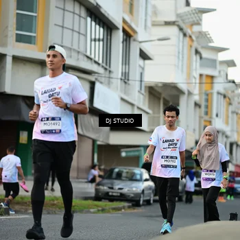 Runner Photo 7913940