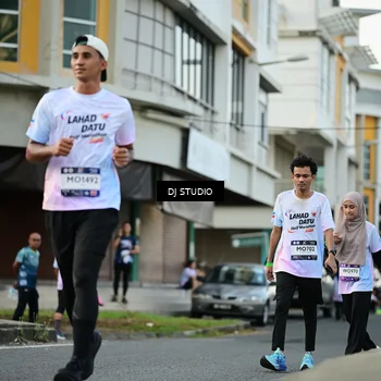 Runner Photo 7913943