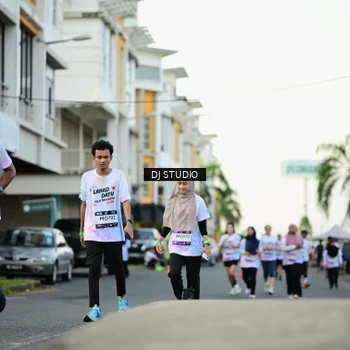 Runner Photo 7913944