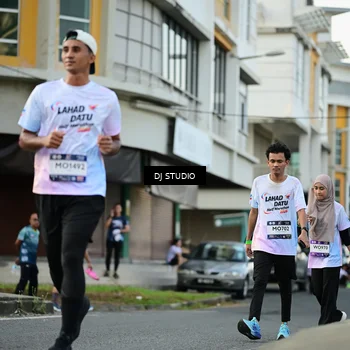 Runner Photo 7913946