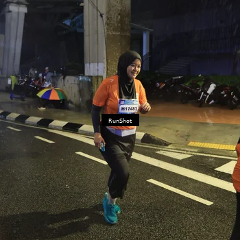 Runner Photo 7913947