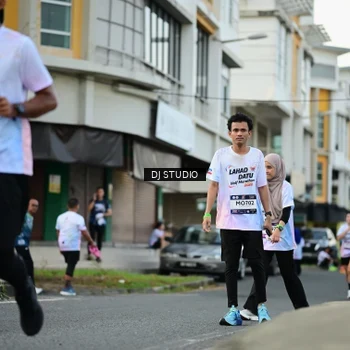 Runner Photo 7913949