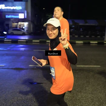 Runner Photo 7913952