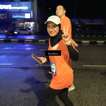 Runner Photo 7913962