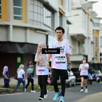 Runner Photo 7913965