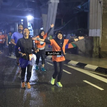 Runner Photo 7913971