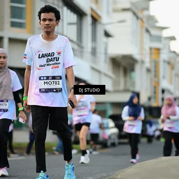 Runner Photo 7913978