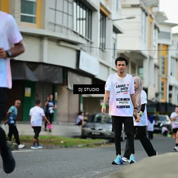 Runner Photo 7913981