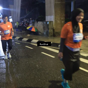 Runner Photo 7913996