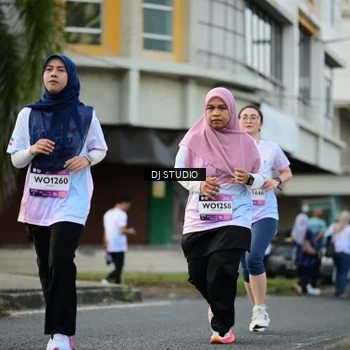 Runner Photo 7913999