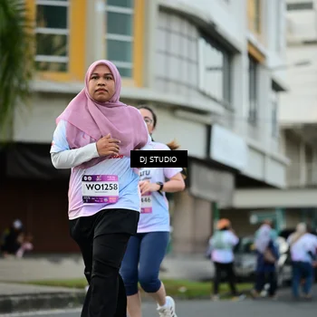 Runner Photo 7914005