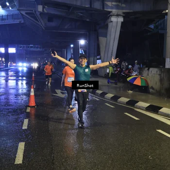 Runner Photo 7914010