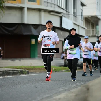 Runner Photo 7914011