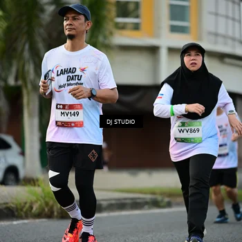 Runner Photo 7914027