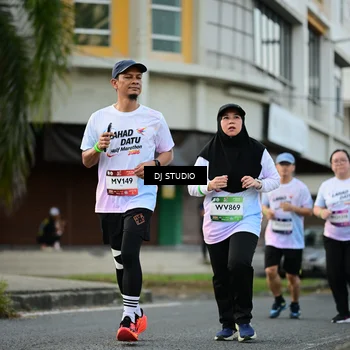 Runner Photo 7914028