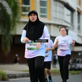 Runner Photo 7914032