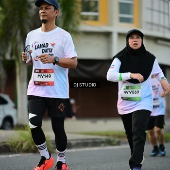 Runner Photo 7914034