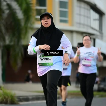 Runner Photo 7914037