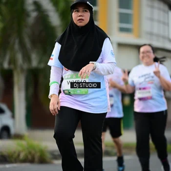 Runner Photo 7914043