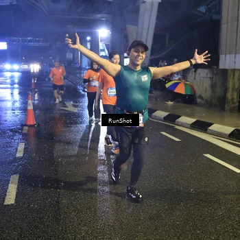 Runner Photo 7914044