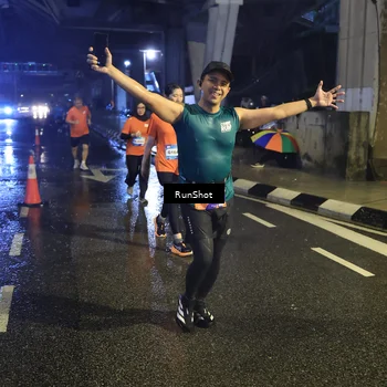 Runner Photo 7914049