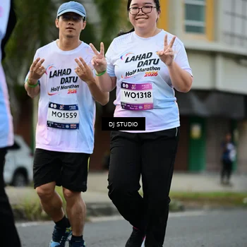Runner Photo 7914054