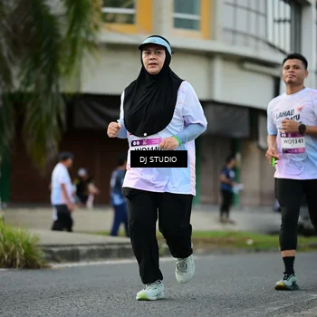 Runner Photo 7914063