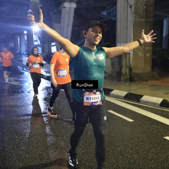 Runner Photo 7914065
