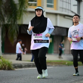 Runner Photo 7914070