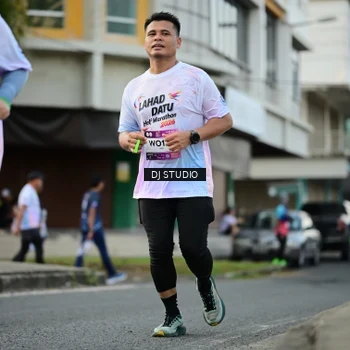 Runner Photo 7914071