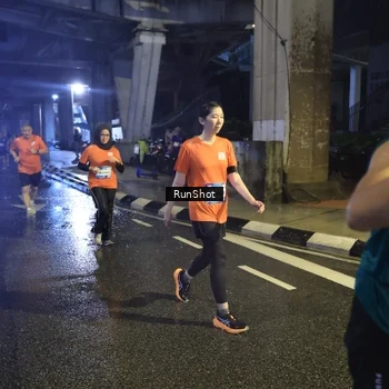 Runner Photo 7914077